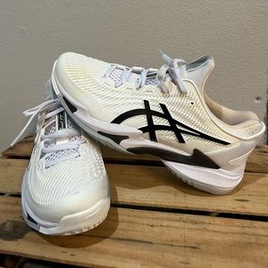 Court FF ASICS